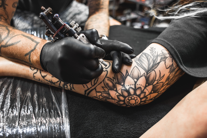 The Different Types of Gloves Tattoo Artists Wear - S8 Tattoo